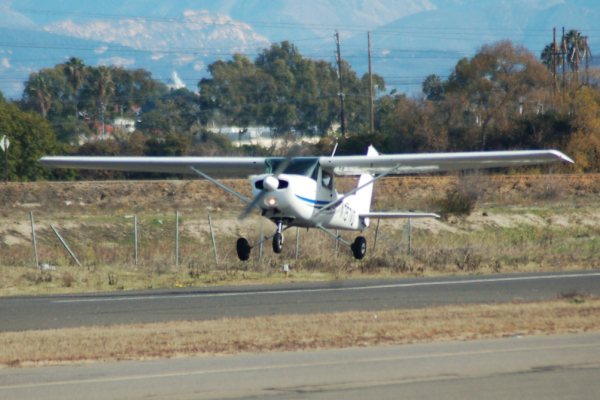 Airport photo 16